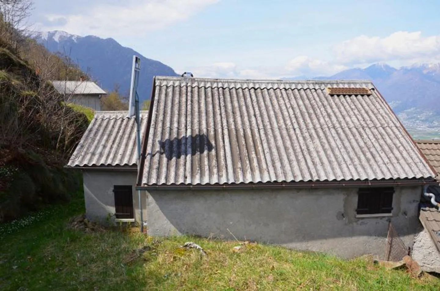 3 1/2-Room Rustic in a Very Quiet, Sunny Location with a View / Cascina d... - Photo 28 of 40