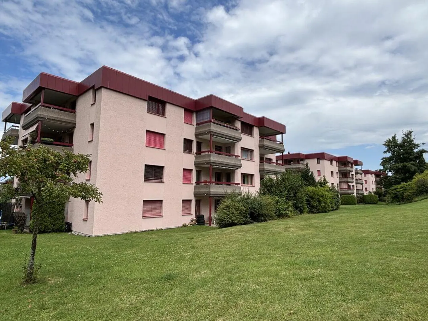 Frisch renovierte EG-Wohnung mit Gartensitzplatz - Foto 1 von 9