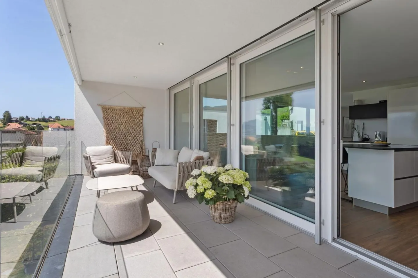 Terrassenvilla mit herrlichem Blick auf den See und die Voralpen - Foto 6 von 12
