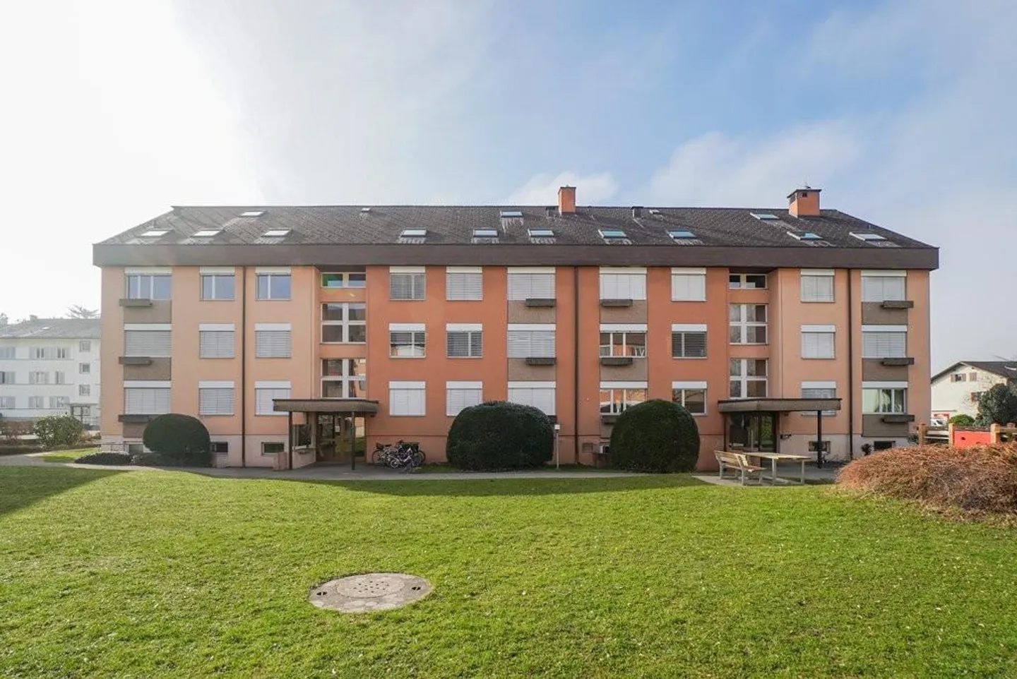 Bel appartement au rez-de-chaussée - Photo 1 sur 10