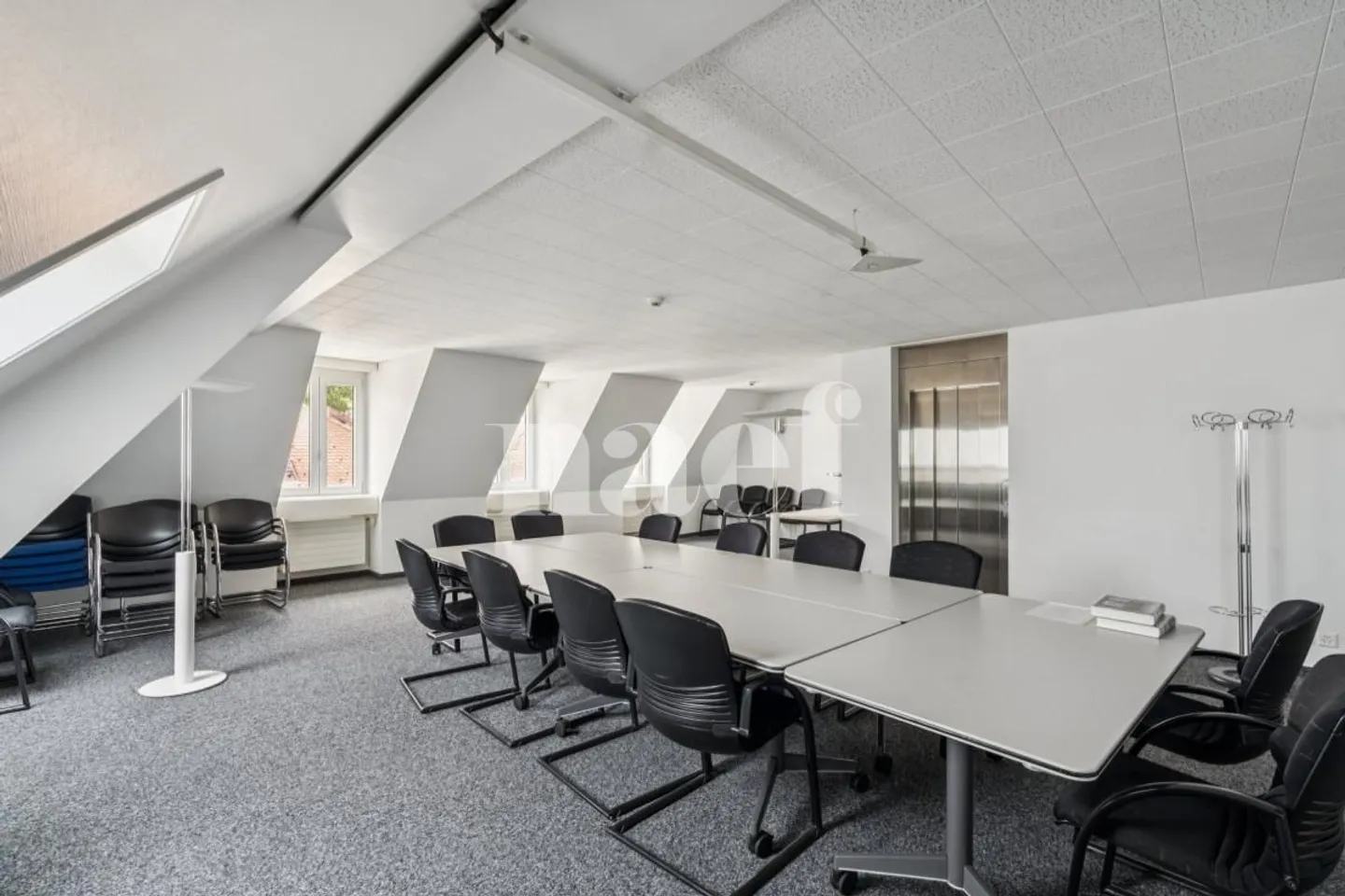 Espace de bureau élégant à Neuchâtel - Photo 2 sur 4
