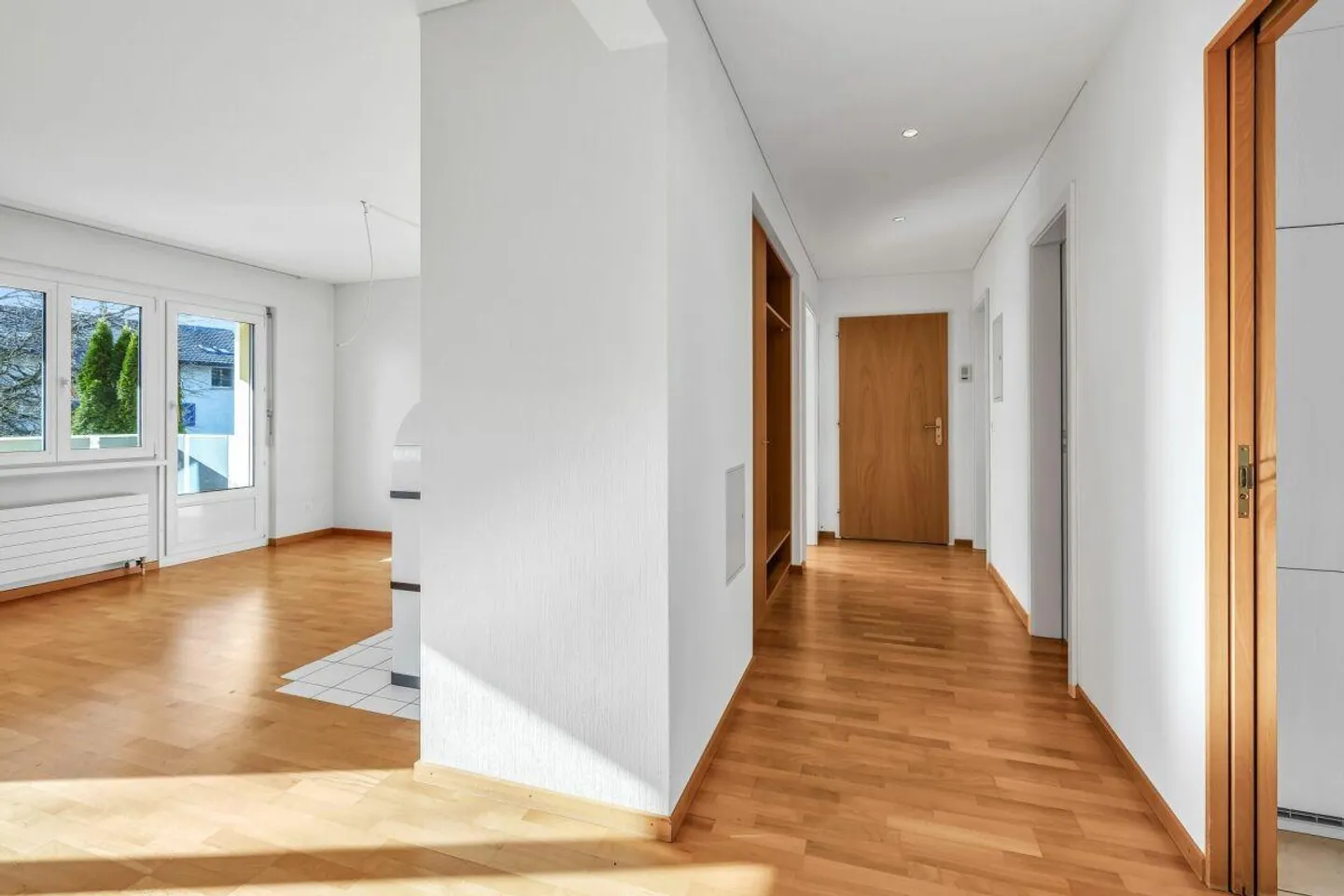 Zona residenziale esclusiva per le massime esigenze appartamento 3 1/2 di 83m2 - Foto 9 di 14
