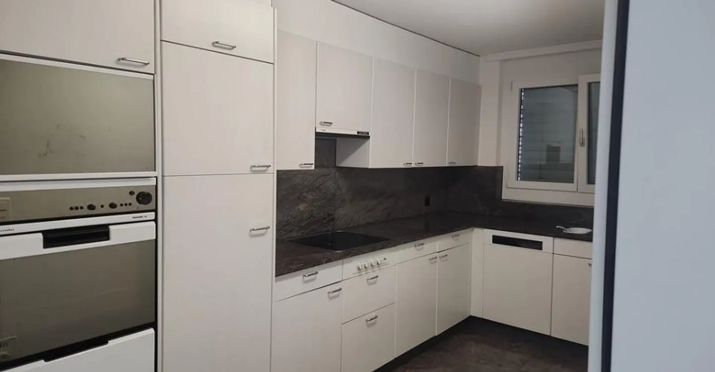 Wohnen im Grünen - 3.5-Zimmerwohnung mit Gartensitzplatz in Feldmeilen - Photo 5 of 8