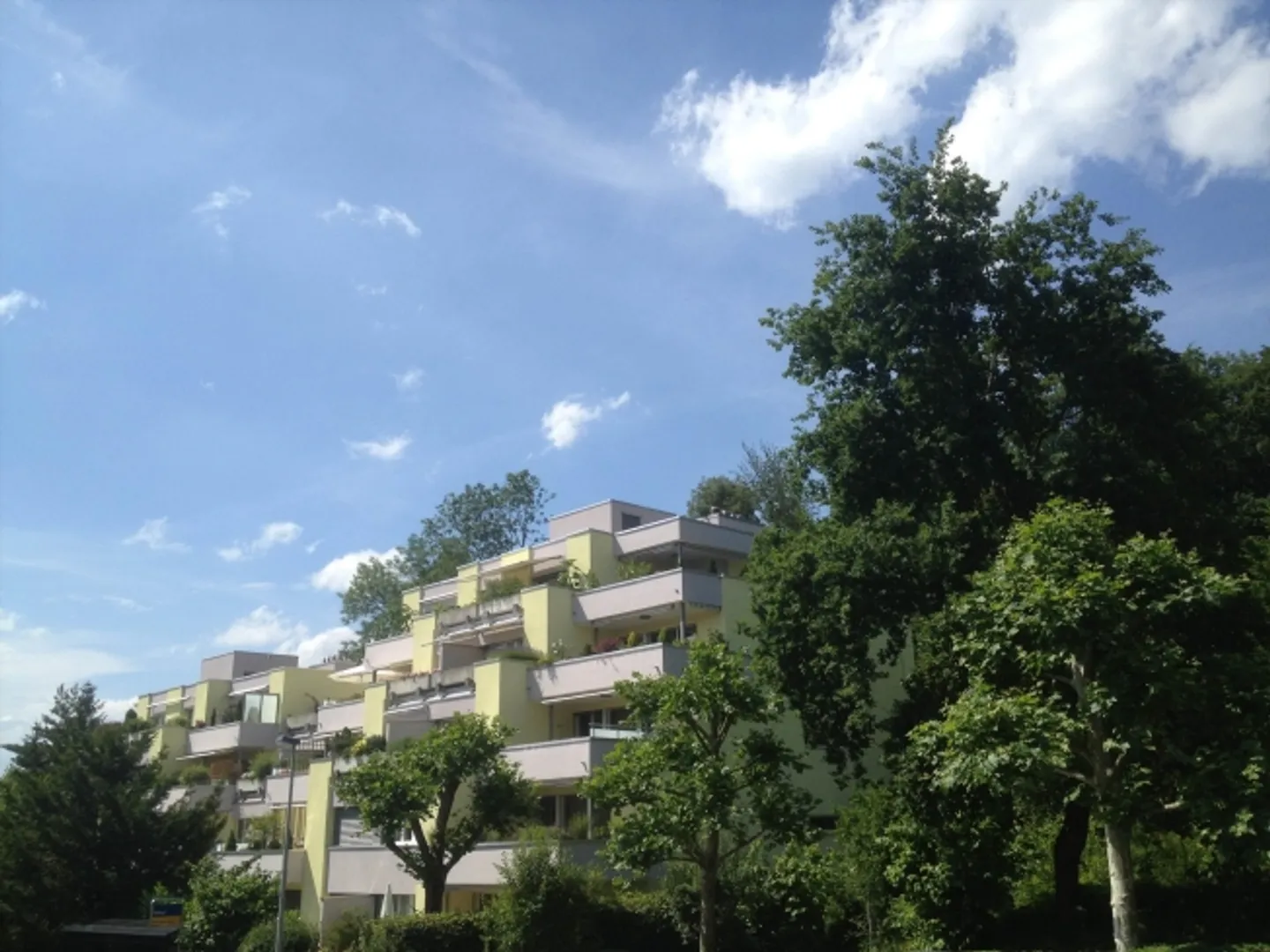 Praktischer Parkplatz in Uitikon - Foto 1 von 1