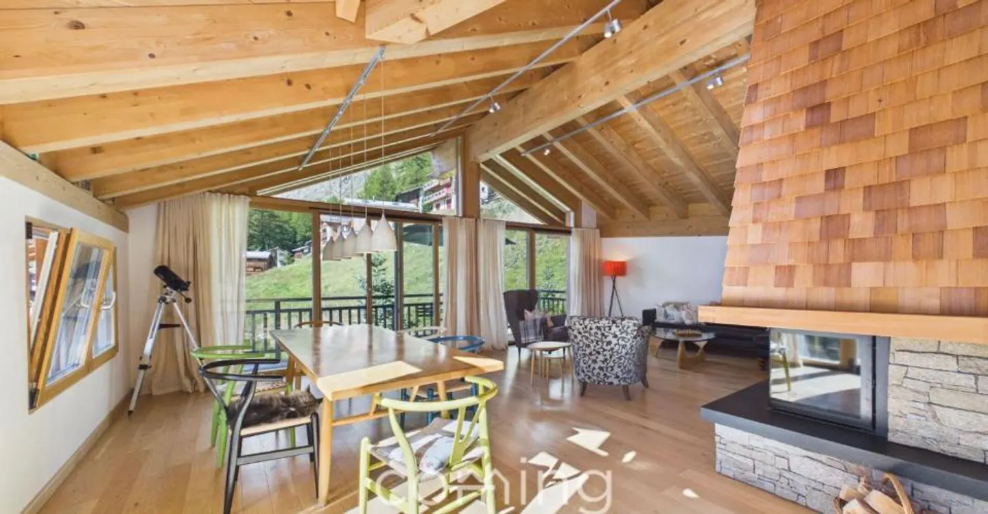 Exclusive Chalet with panoramic view of the Dom - Photo 3 of 11