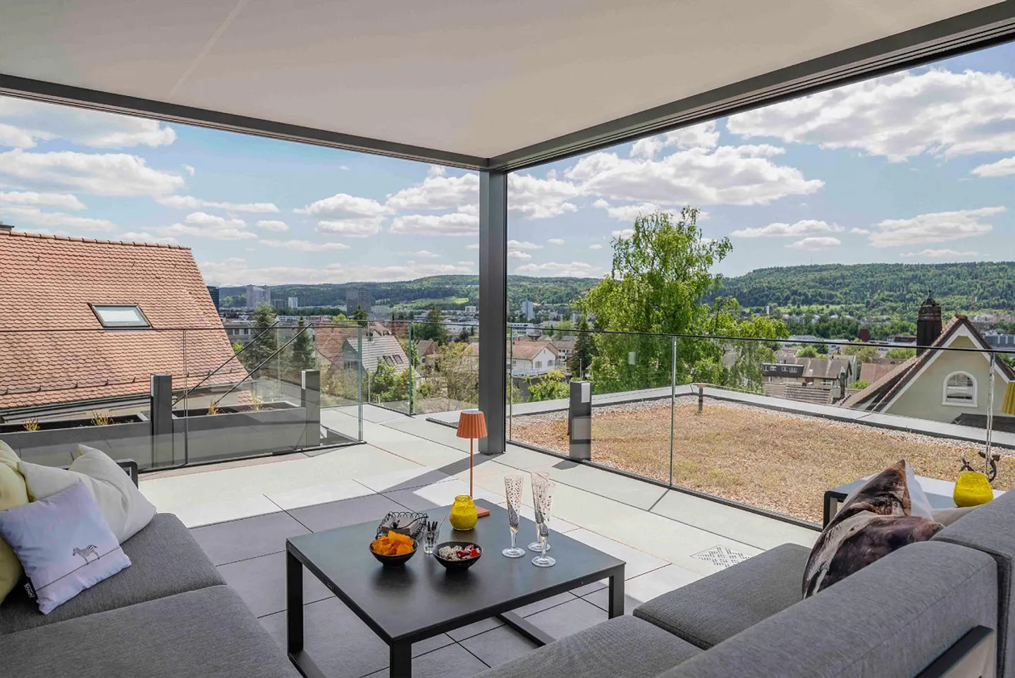 Qualité de vie à 360° - Design et vue dégagée rencontrent le confort de vie - Photo 5 sur 8