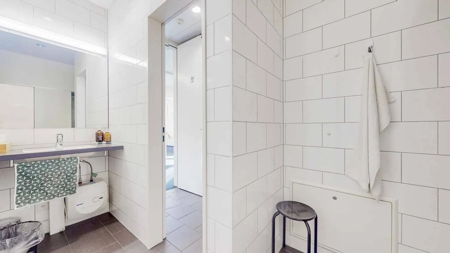 Modern Office Space in Basel - Photo 9 of 9