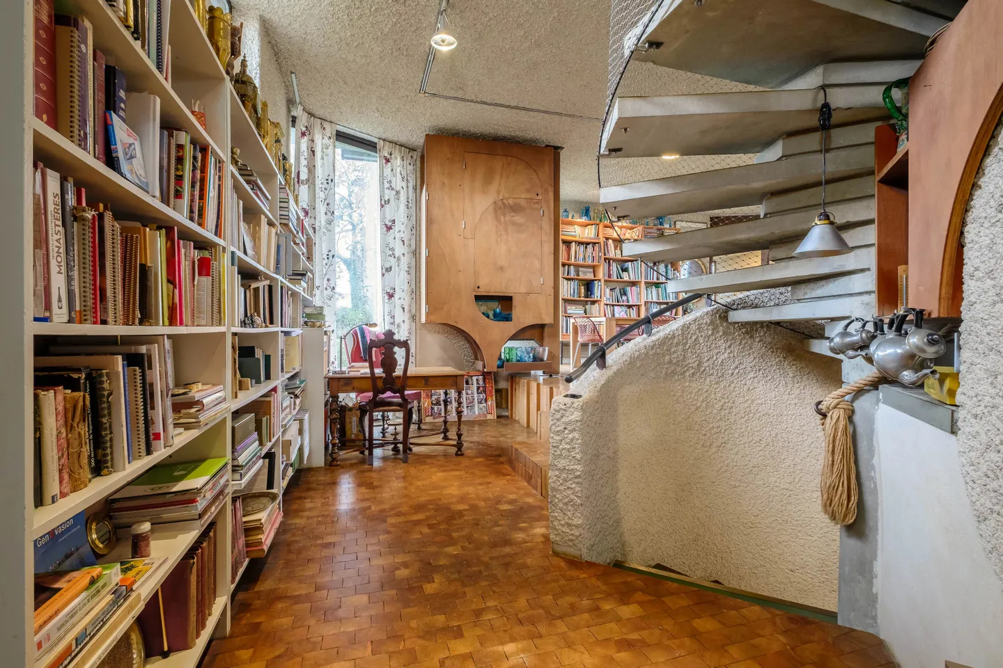 Einzigartige Architektenvilla - Foto 1 von 9