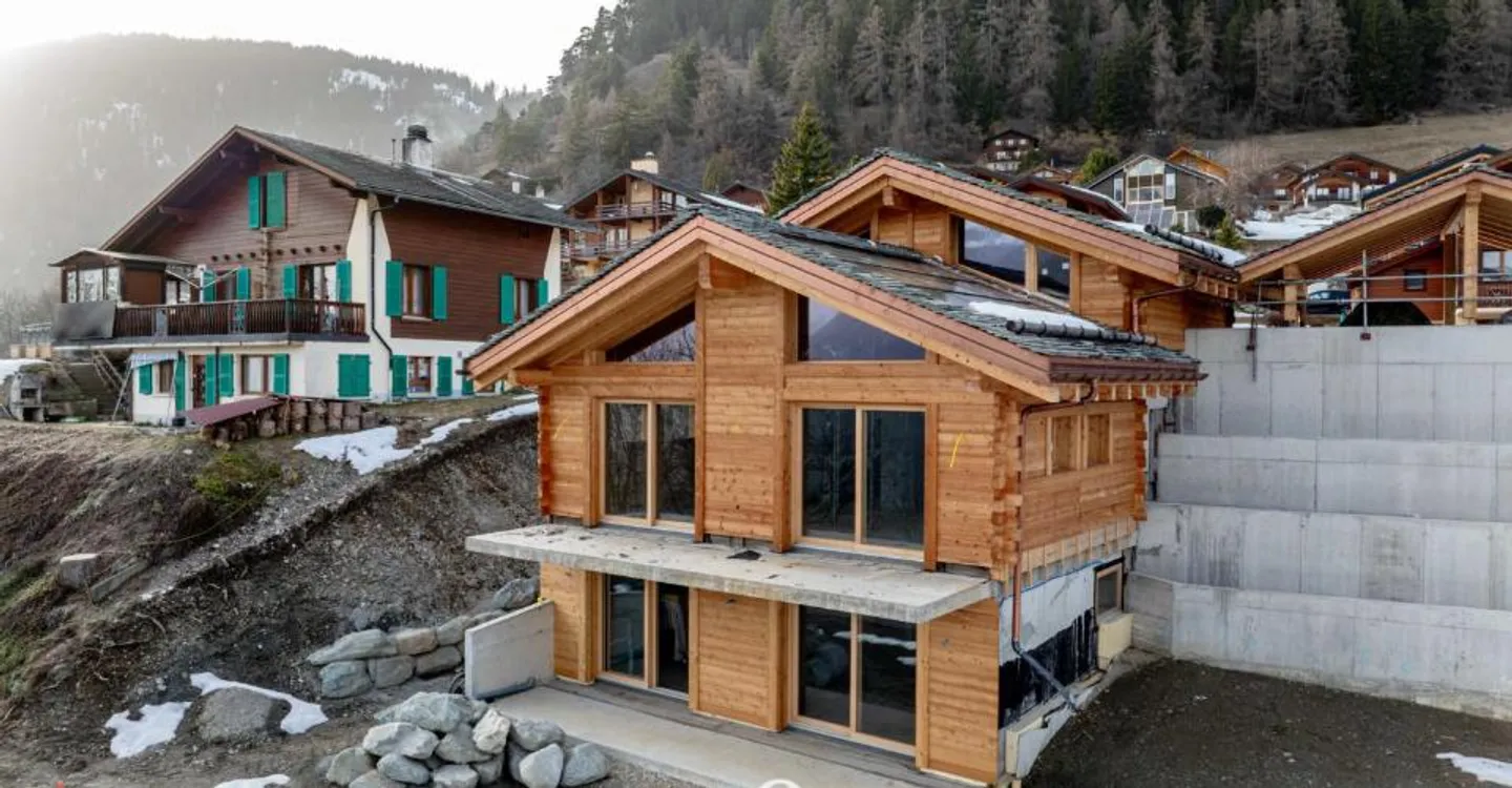 Chalet con Vista Montagna Stupefacente - Foto 1 di 10