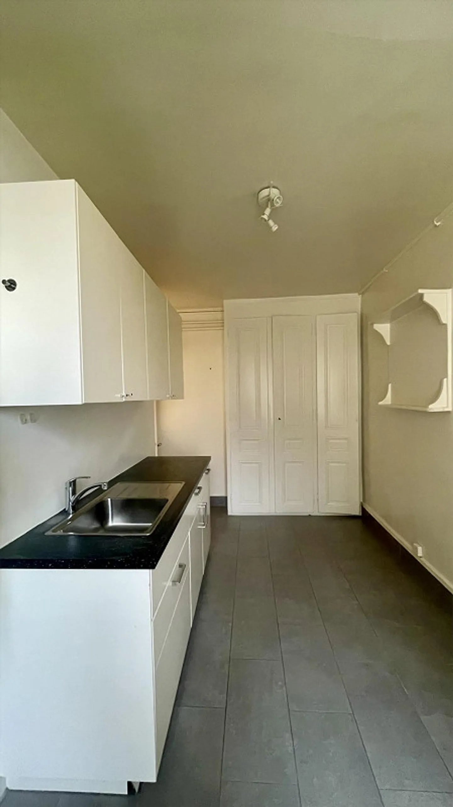 3-Zimmer-Wohnung ideal gelegen in einem Viertel nahe dem Bahnhof - Foto 3 von 8