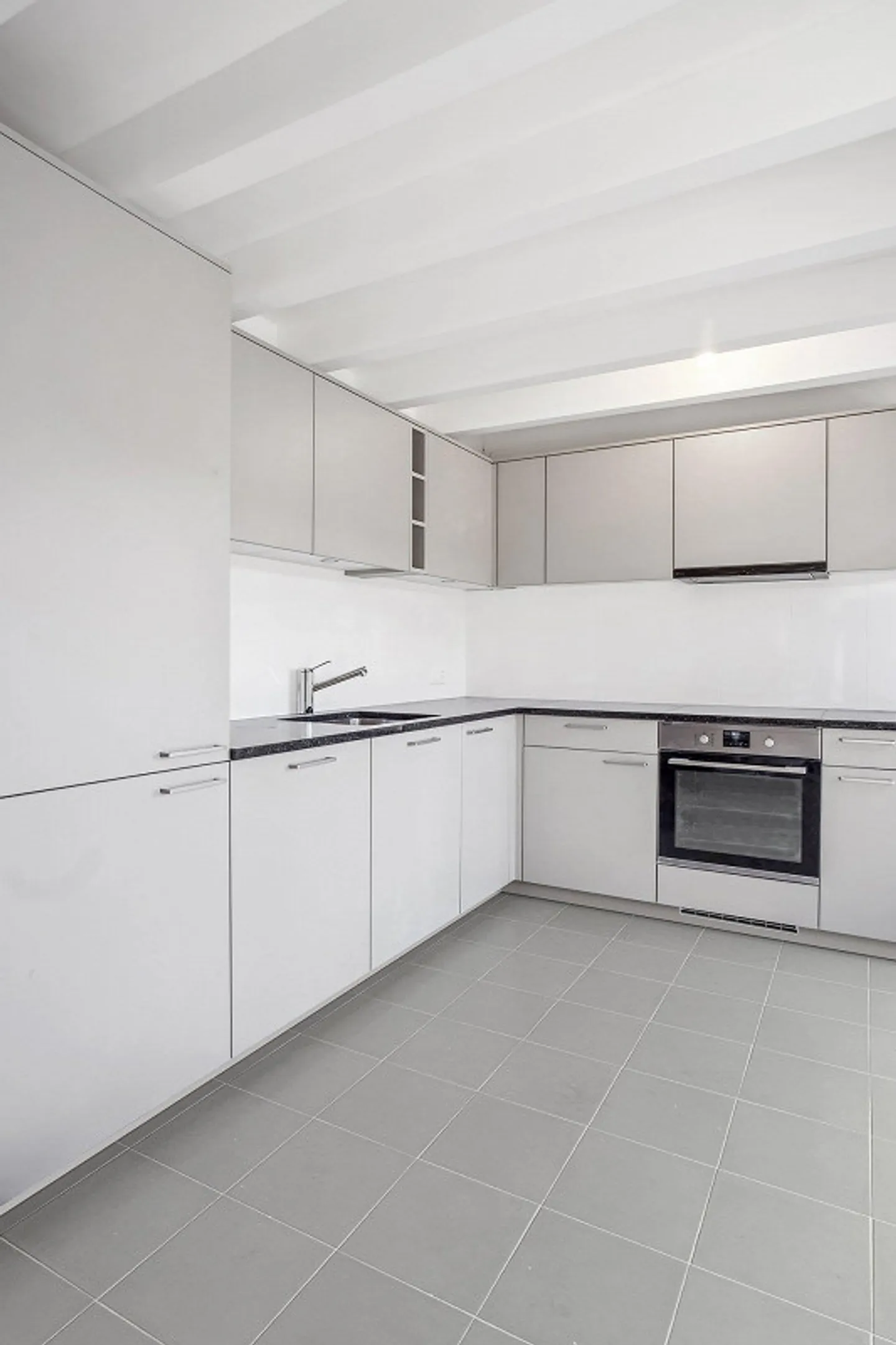 Extraordinary, fully renovated apartment in Saint-Jean - Photo 3 of 5