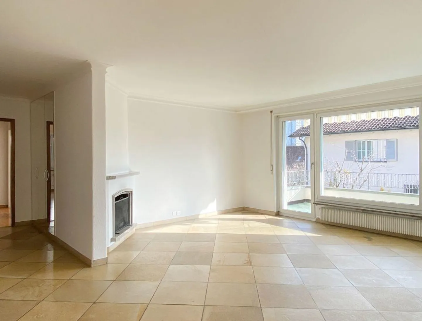 5.5-room apartment 148.5 m² with balcony and beautiful surroundings - Photo 4 of 23