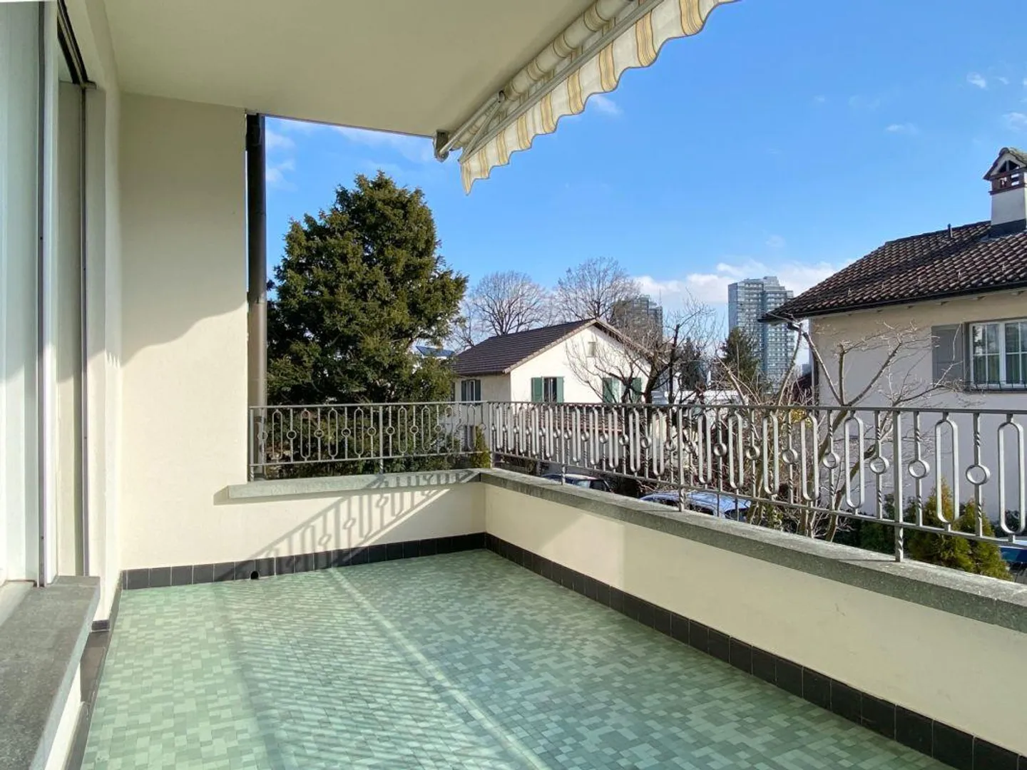 5.5-room apartment 148.5 m² with balcony and beautiful surroundings - Photo 13 of 23