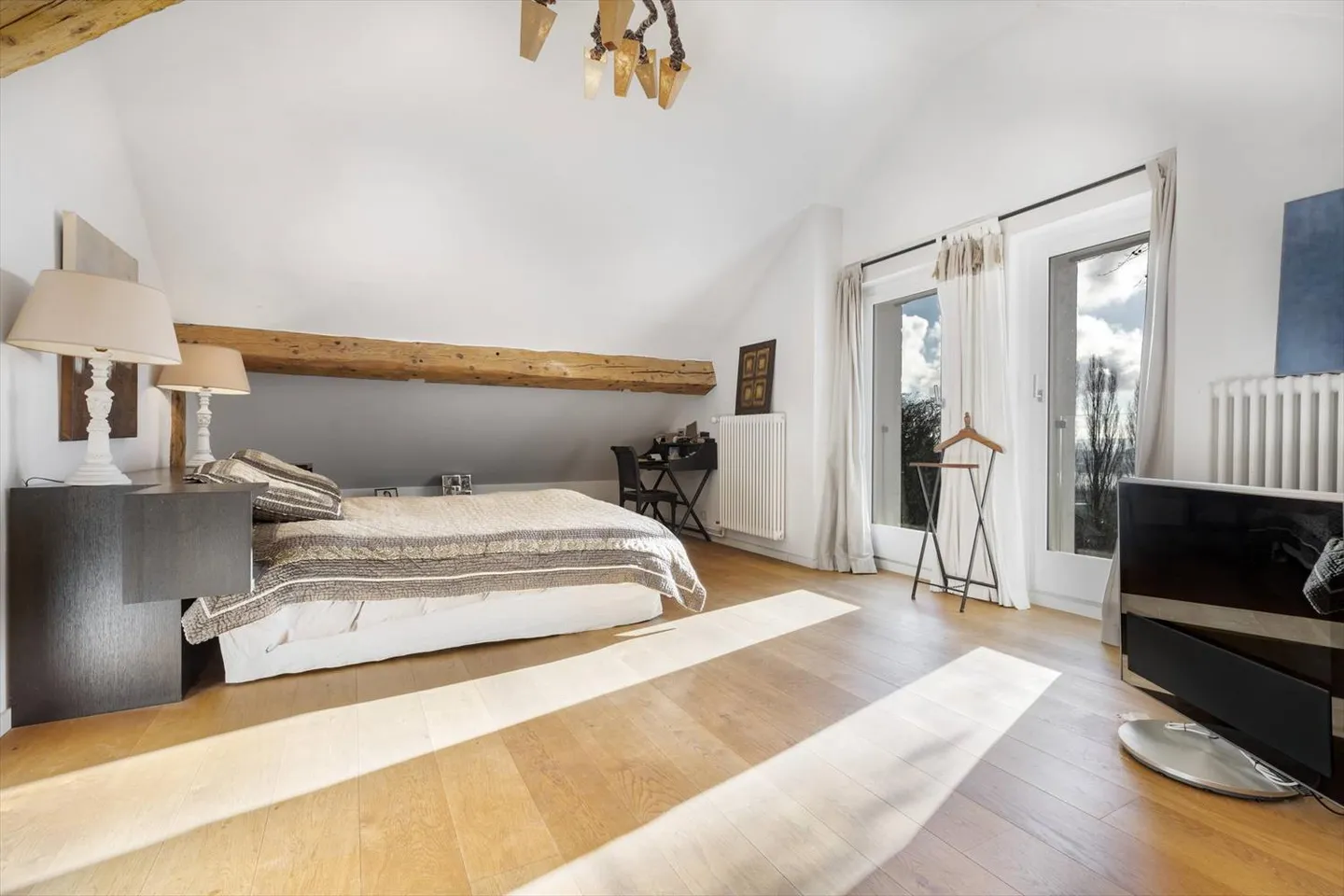 Grande proprietà con vista lago - Foto 7 di 12