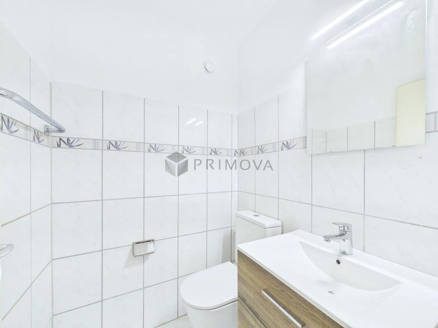 A true family oasis in a popular location seeks its equal! - Photo 12 of 15