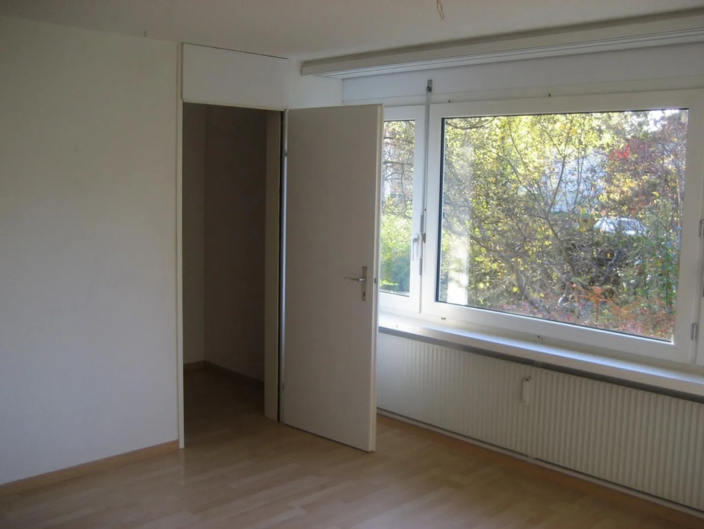 Cozy apartment with green surroundings! A visit is worth it. - Photo 3 of 10