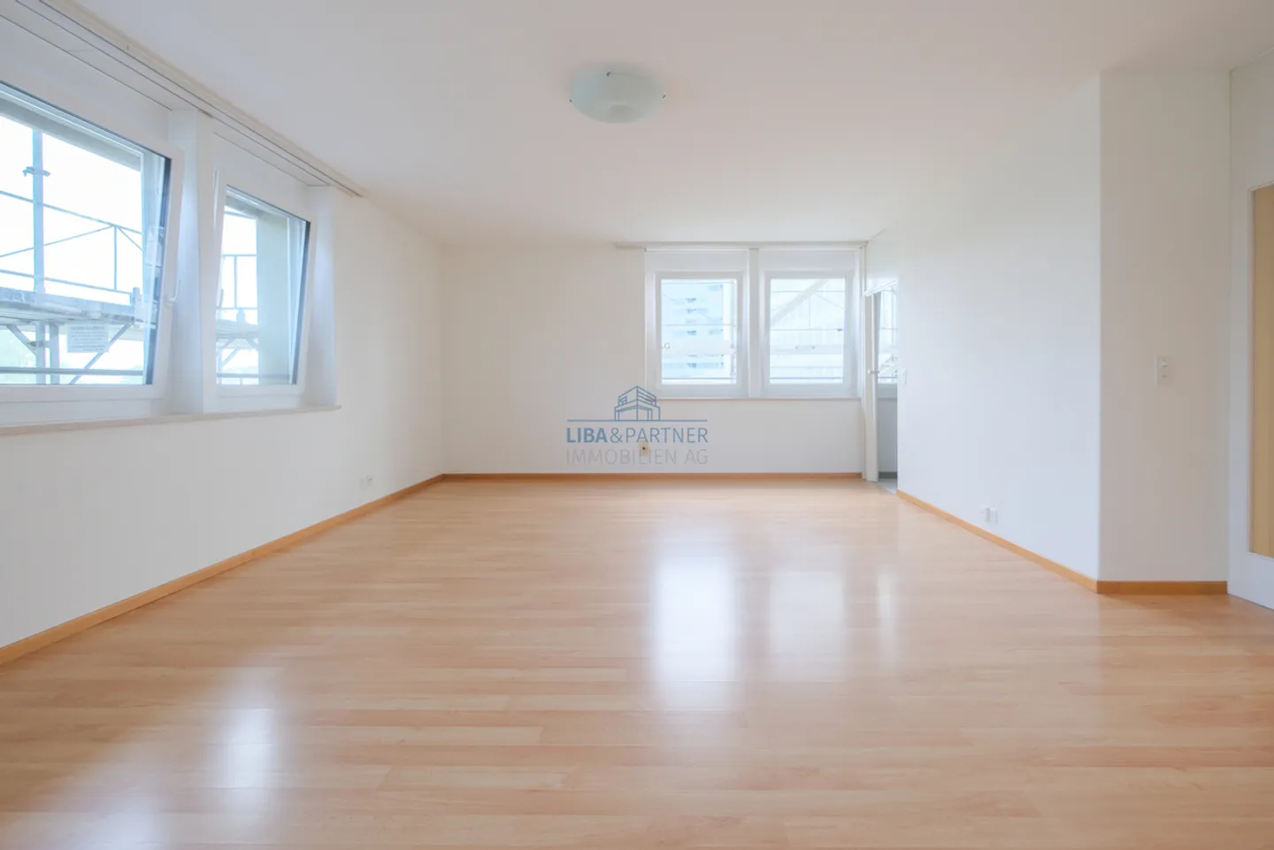 Bright 2.5-Room Apartment - Photo 1 of 11