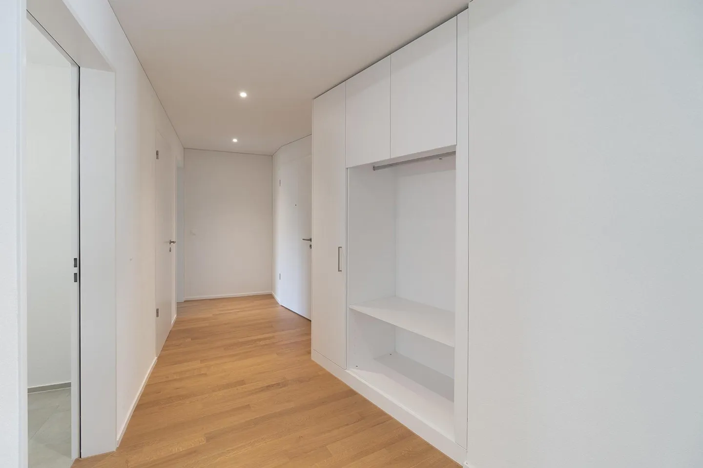New apartment with a breathtaking view of greenery! - Photo 4 of 13