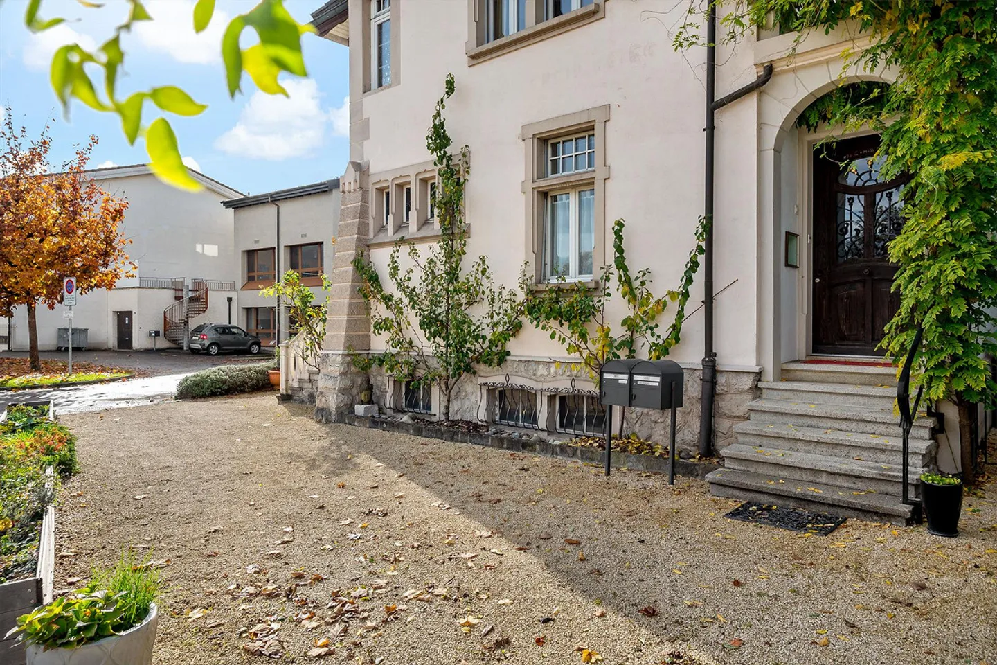 Manoir pour travailler et vivre - Photo 3 sur 13