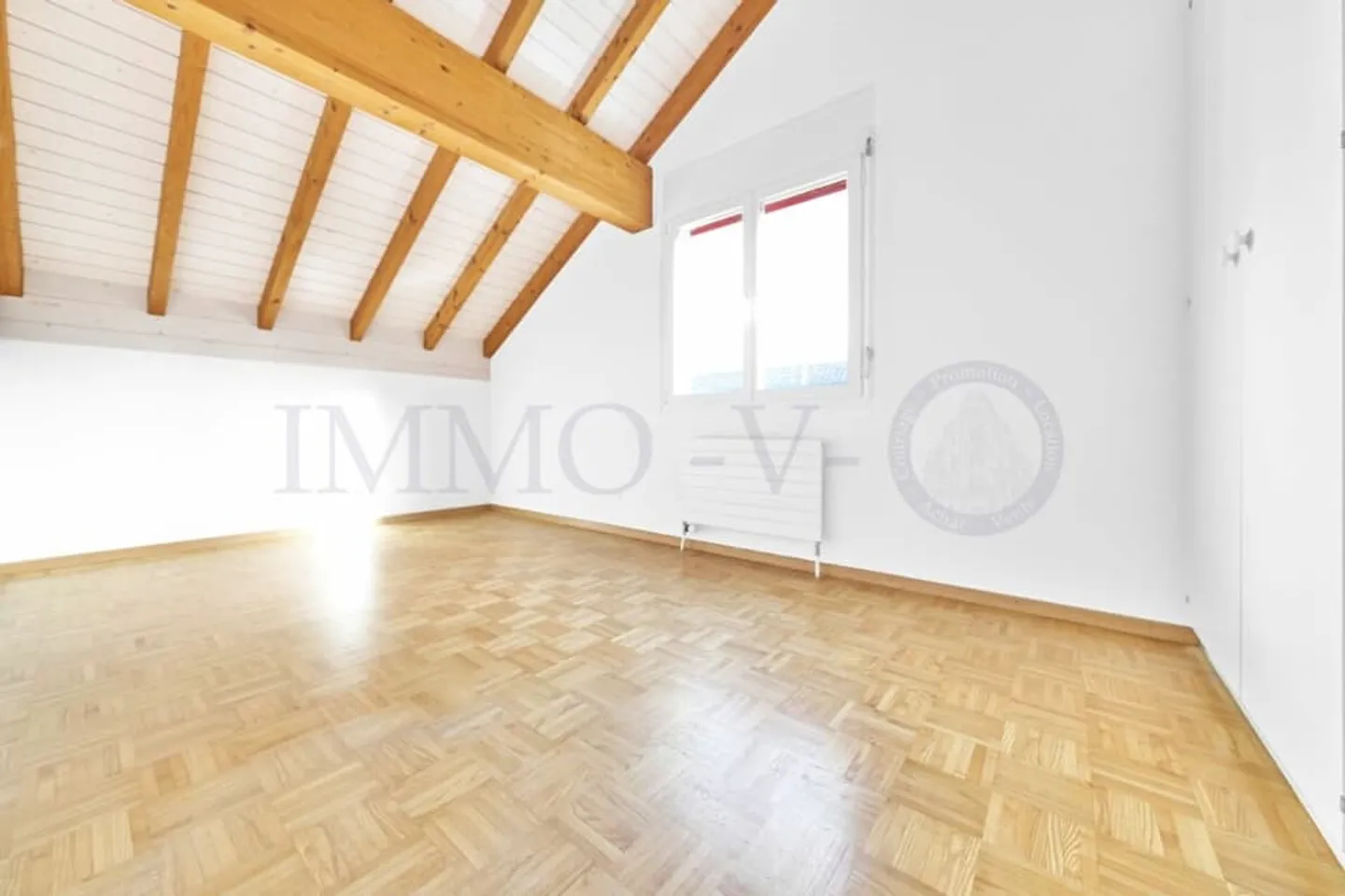 Maison Jumelée Spacieuse - Photo 7 sur 11