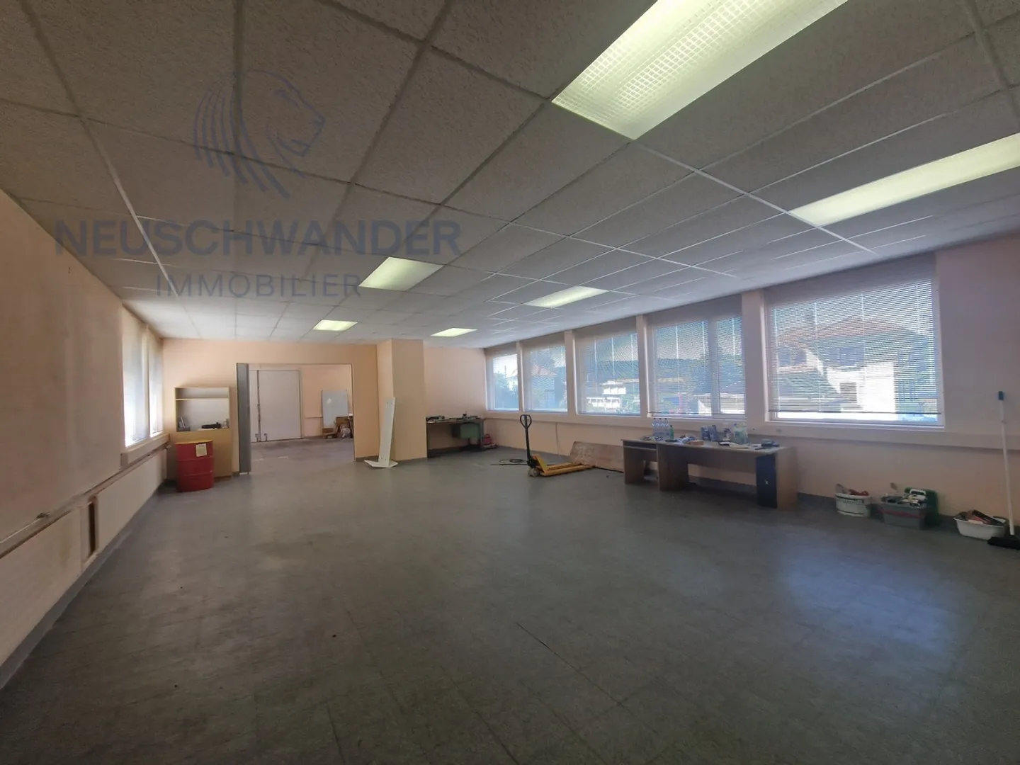 Edificio ad uso misto in vendita - Foto 12 di 13