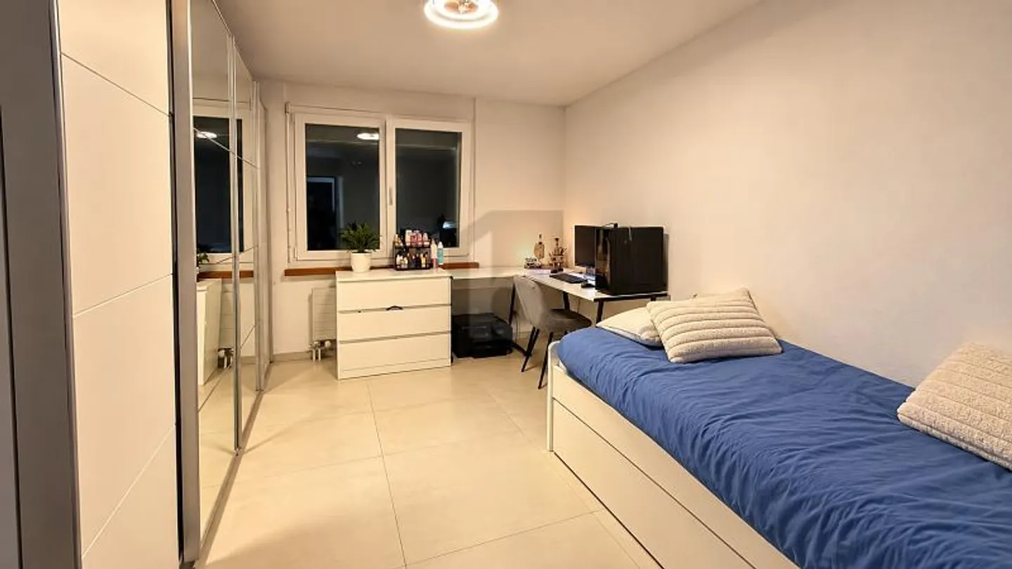Modernes Apartment mit Balkon - Foto 5 von 6