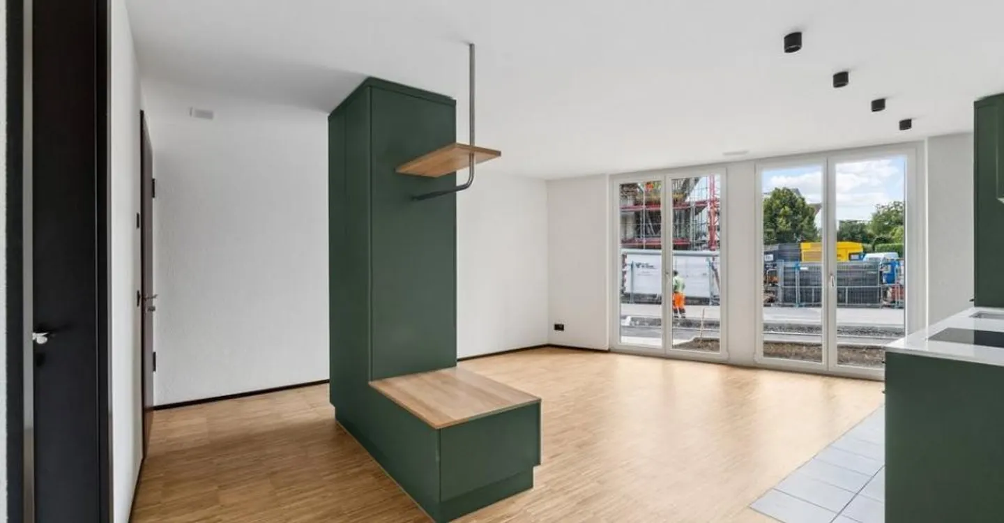 Attractive and charming new apartment with patio in the best location - Photo 2 of 5