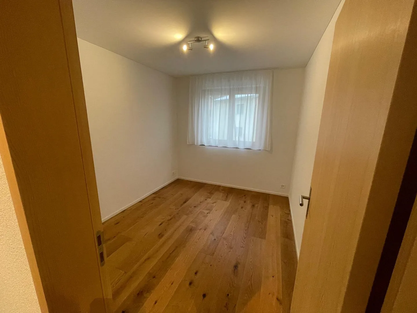 Modern centrally located 3.5 room apartment - Photo 3 of 9