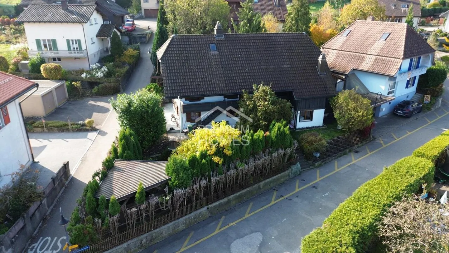 Charmantes Einfamilienhaus mit Garten - Foto 1 von 10