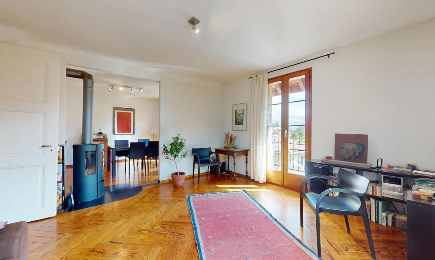 Charming House in the Heart of Vex with Panoramic Mountain Views - Photo 5 of 11