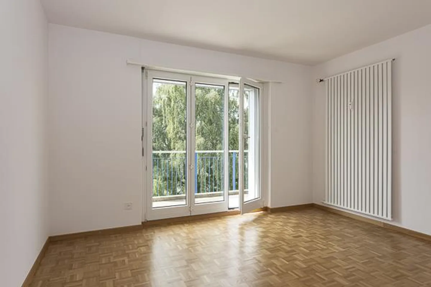 Cozy 4.5 Room Apartment in a Quiet Area! - Photo 4 of 10