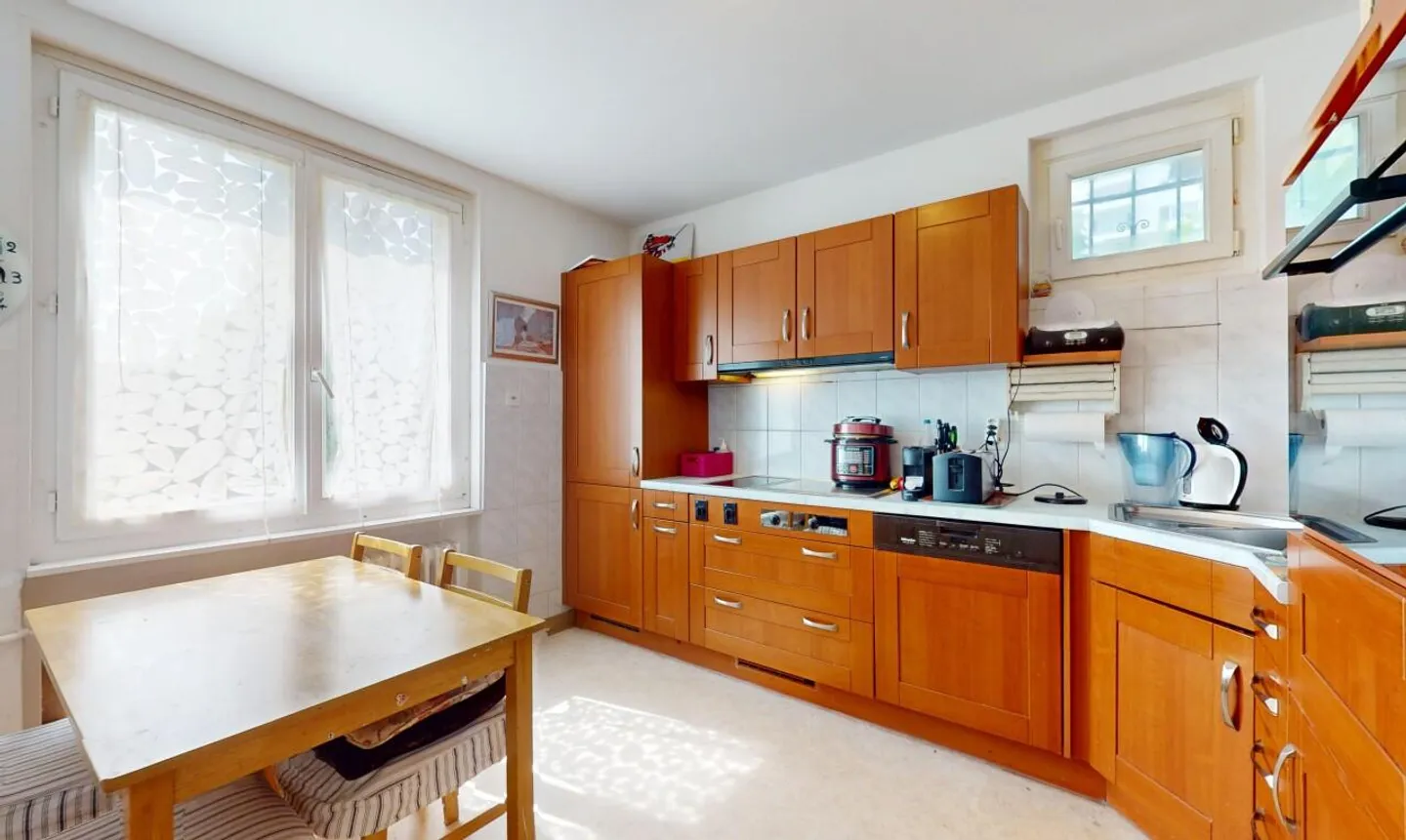 Casa luminosa con vista libera e potenziale - Foto 8 di 13