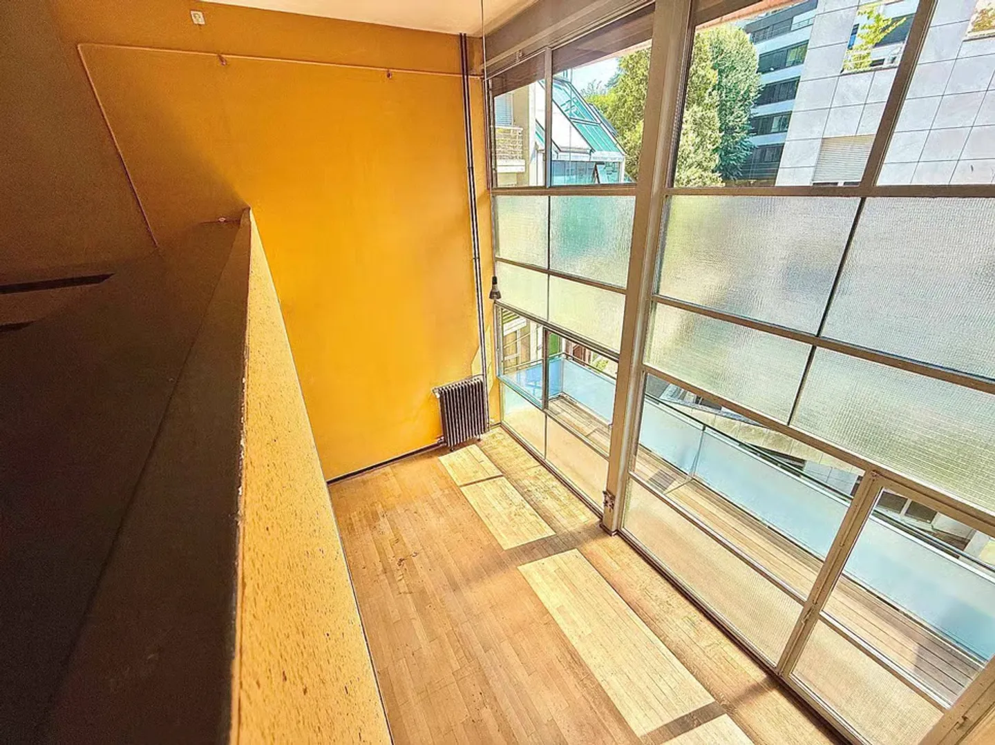 Bright and spacious duplex in the calm of the city - Photo 7 of 10