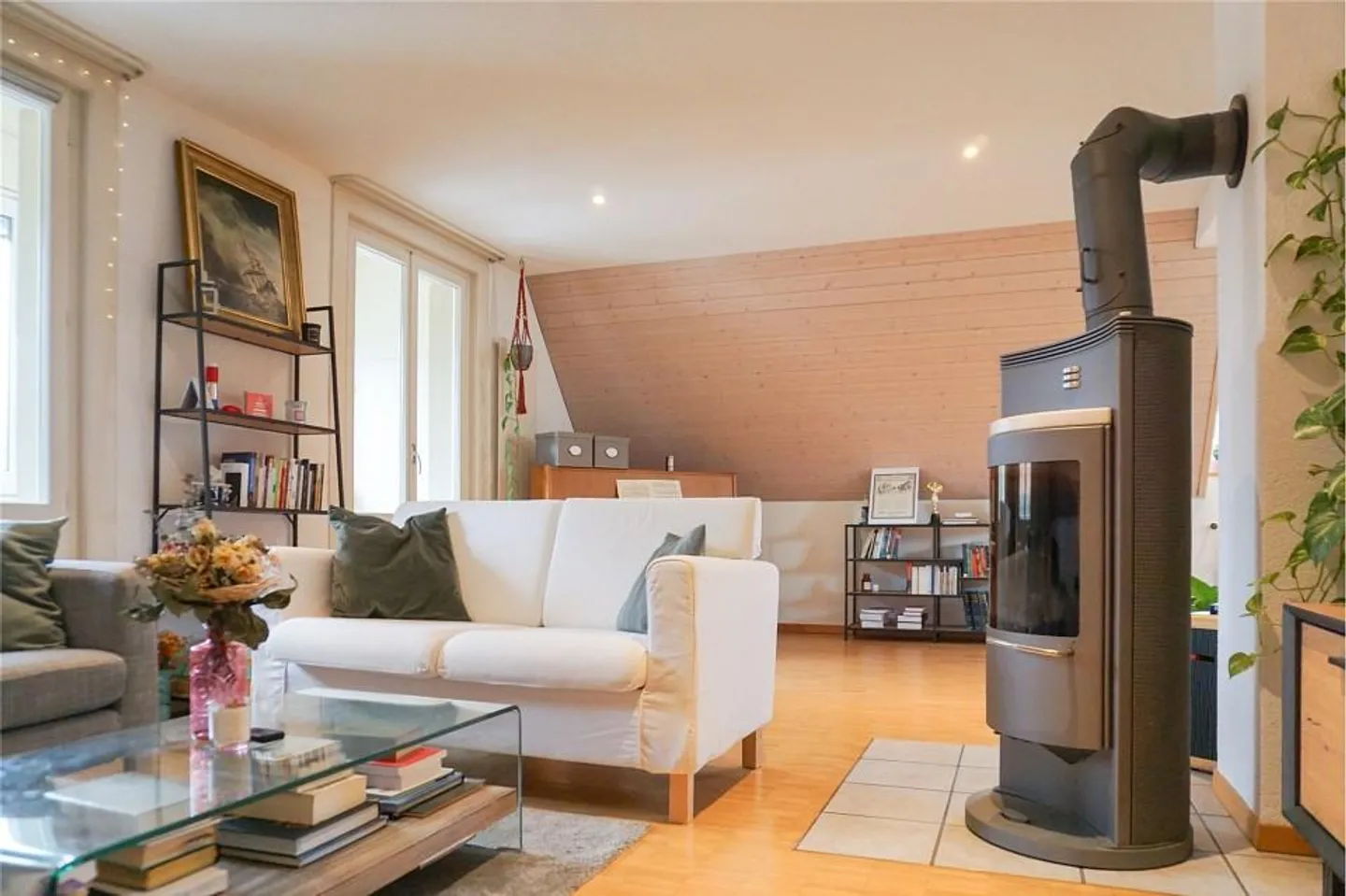 Maison polyvalente à trois familles avec jardin et options d'utilisation attrayantes - Photo 10 sur 13