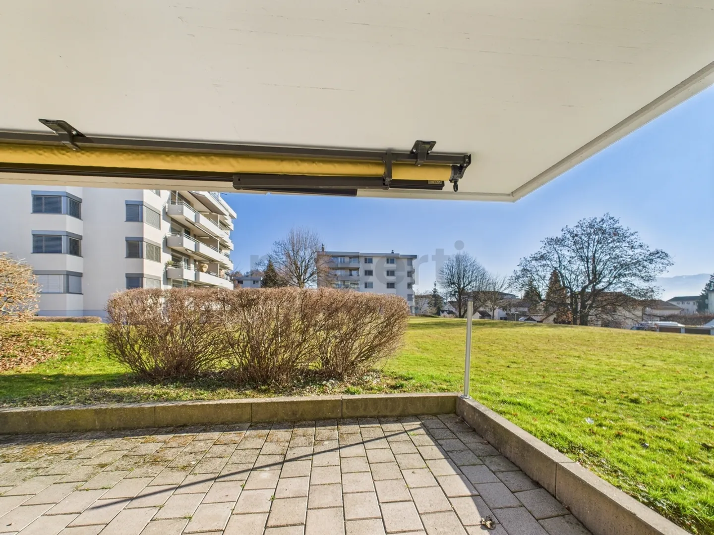 Newly renovated 2.5-room apartment with lift and cellar, Rapperswil-Jona - Photo 8 of 10