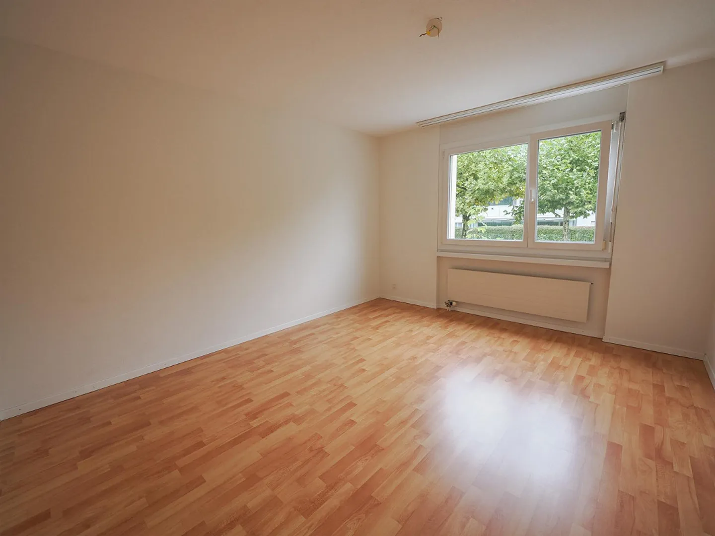 Appartamento 3.5 locali in una posizione tranquilla vicino alla stazione di Langenthal - Foto 3 di 6