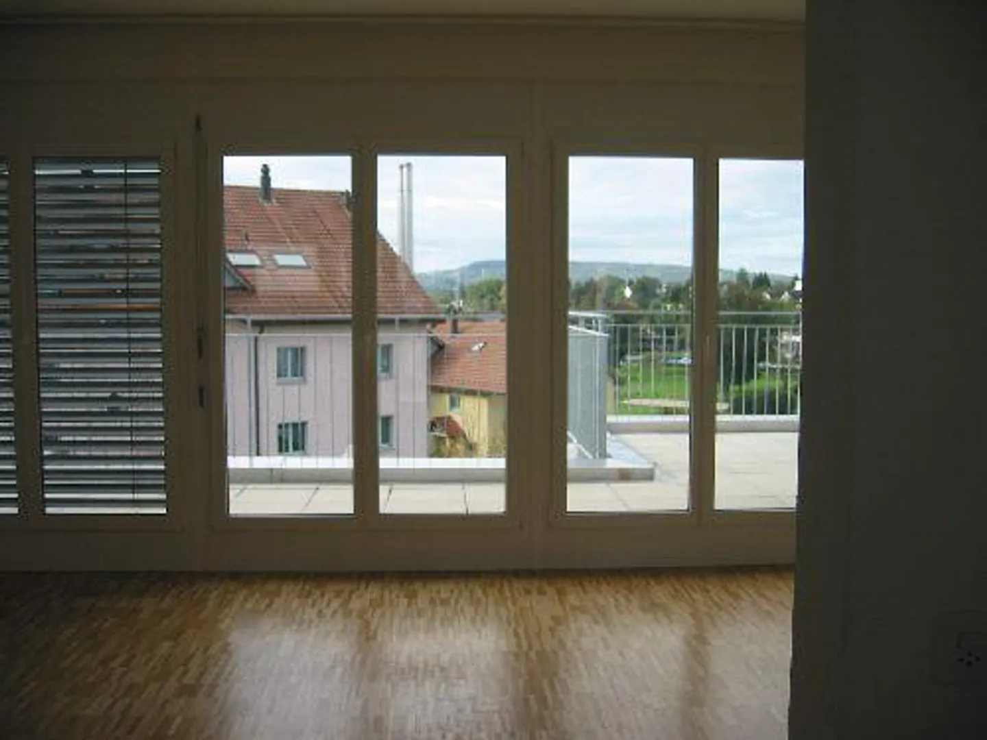 Modernes Apartment in Brüttisellen - Foto 2 von 7