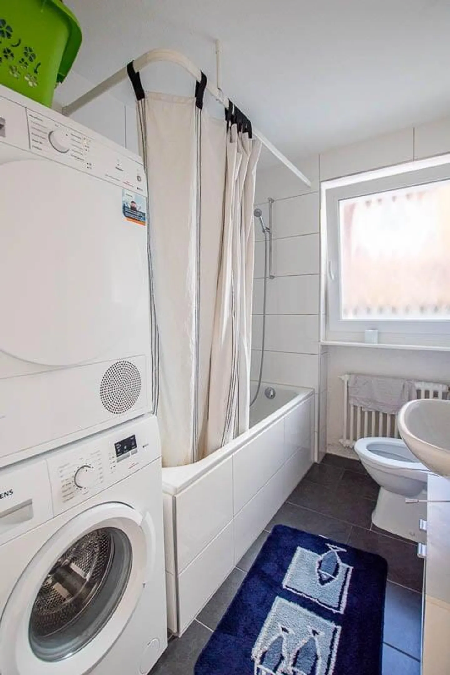 Appartamento moderno con 3 camere - Foto 7 di 11