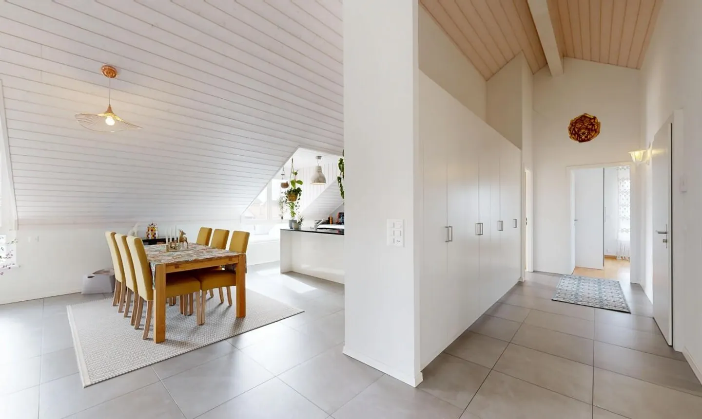 Ultimo piano di 145 m², grande terrazza con vista sulla campagna - Foto 1 di 11