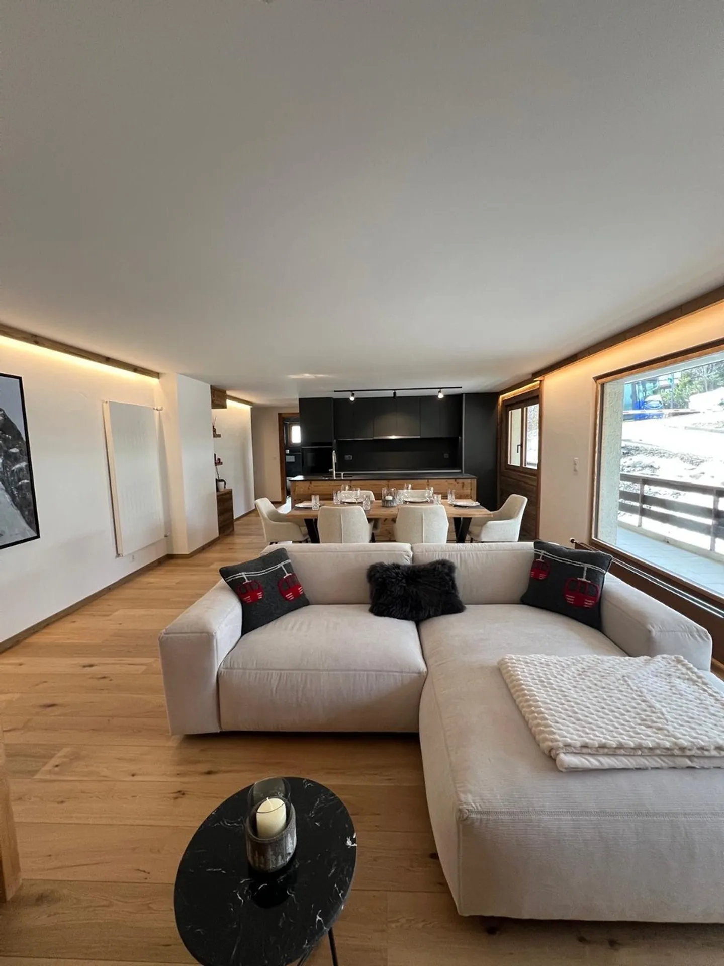 Bellissimo appartamento con 2 camere completamente ristrutturato nel centro di Haute-Nendaz - Foto 1 di 7