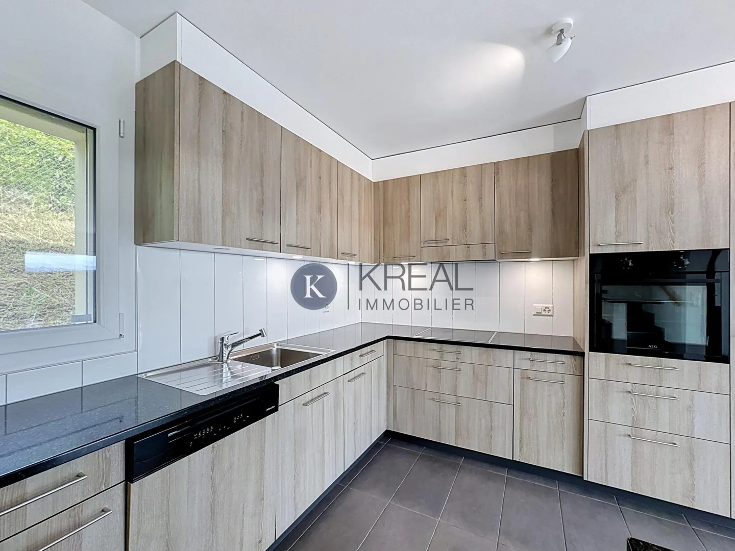 Modern 4.5-room villa, bright and perfectly maintained - Photo 2 of 8