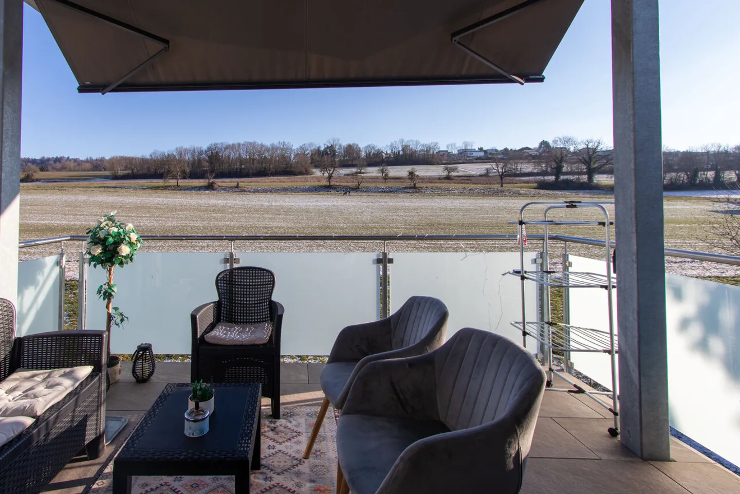 Spacious 4.5-room apartment with balcony in Domdidier - Photo 1 of 11