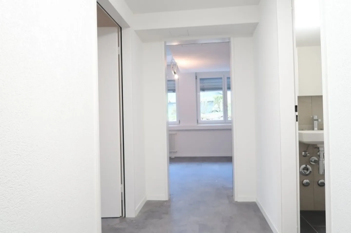 Newly renovated office spaces in Wabern - Photo 2 of 7