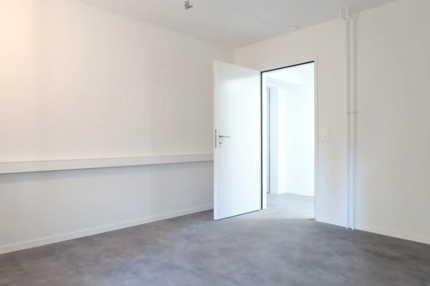 Newly renovated office spaces in Wabern - Photo 5 of 7