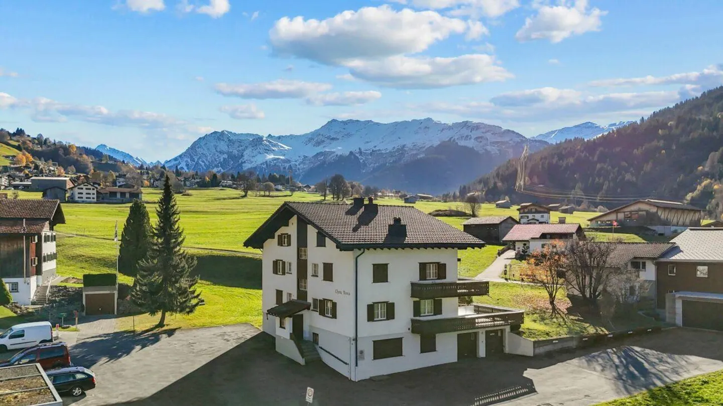 Appartement 2 pièces au rez-de-chaussée - Photo 2 sur 17