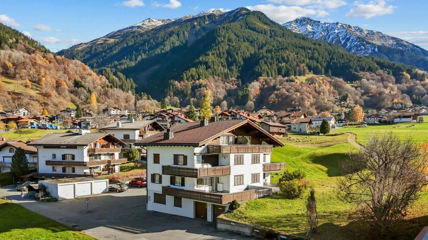 Appartement 2 pièces au rez-de-chaussée - Photo 3 sur 17