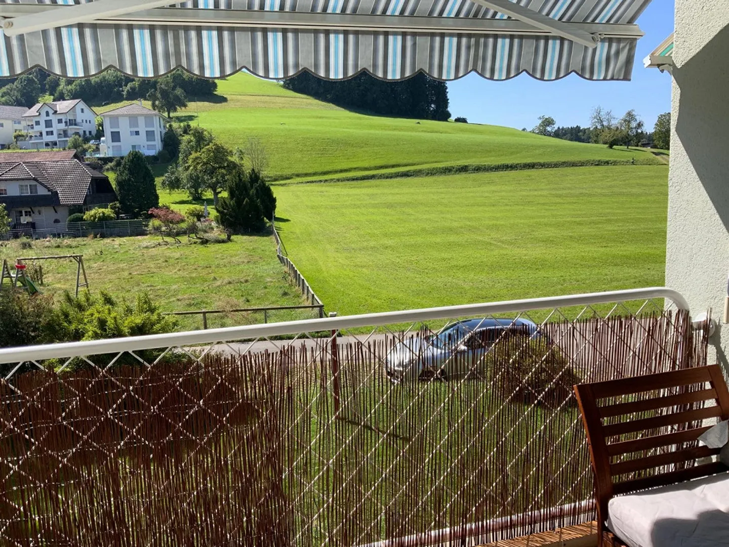 Appartamento con balcone e vista sul verde - Foto 11 di 12