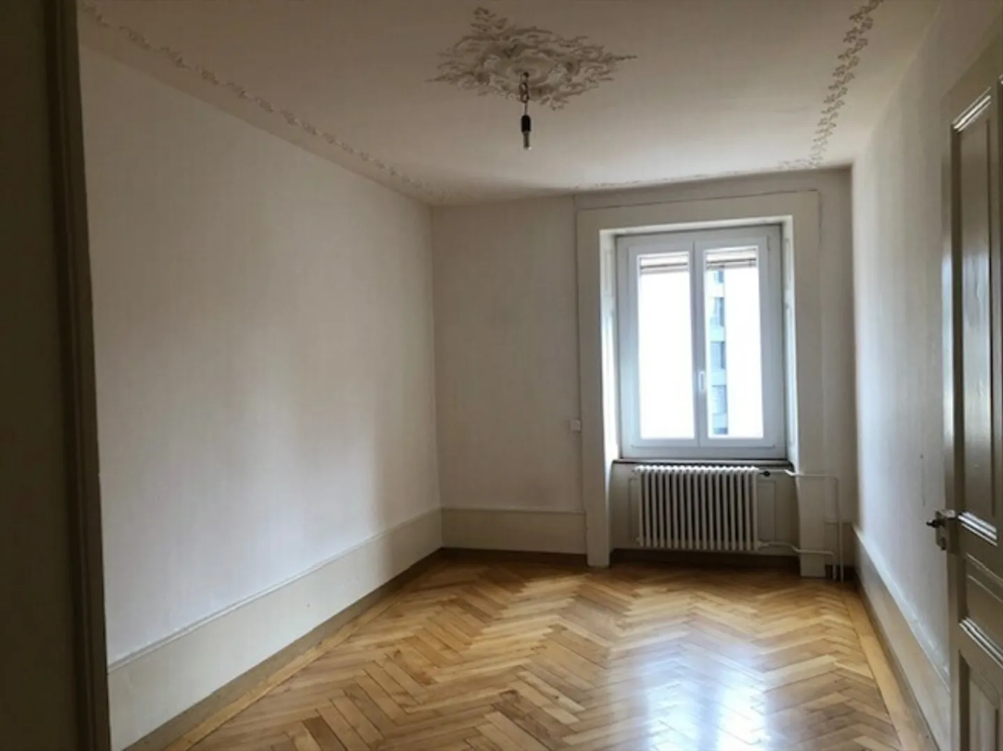 À louer, bel appartement de 2,5 pièces, Léopold-Robert 128, La Chaux-de-Fonds - Photo 3 sur 6