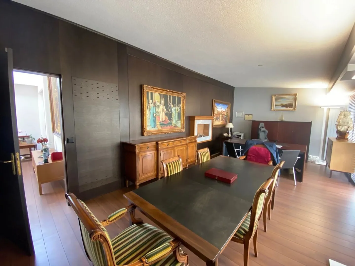 Schöne Verwaltungsflächen in der Nähe des Flughafens - Foto 7 von 11