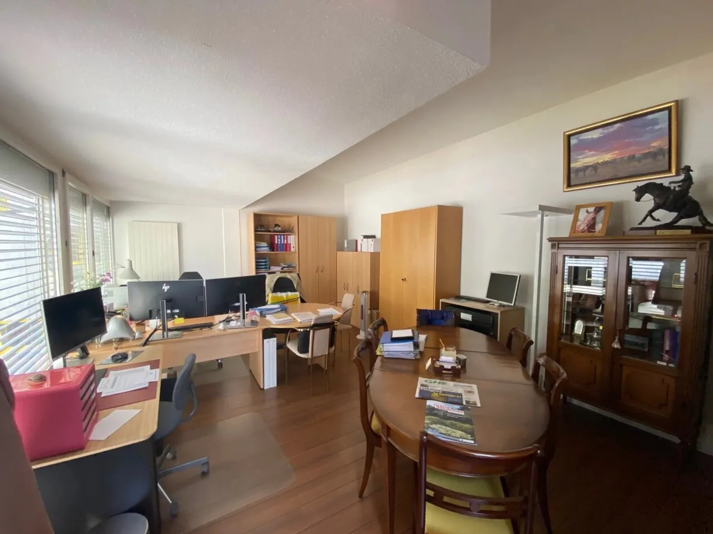 Schöne Verwaltungsflächen in der Nähe des Flughafens - Foto 9 von 11